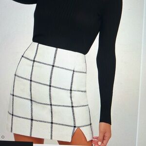 Lulu’s Spence White Plaid Mini Skirt